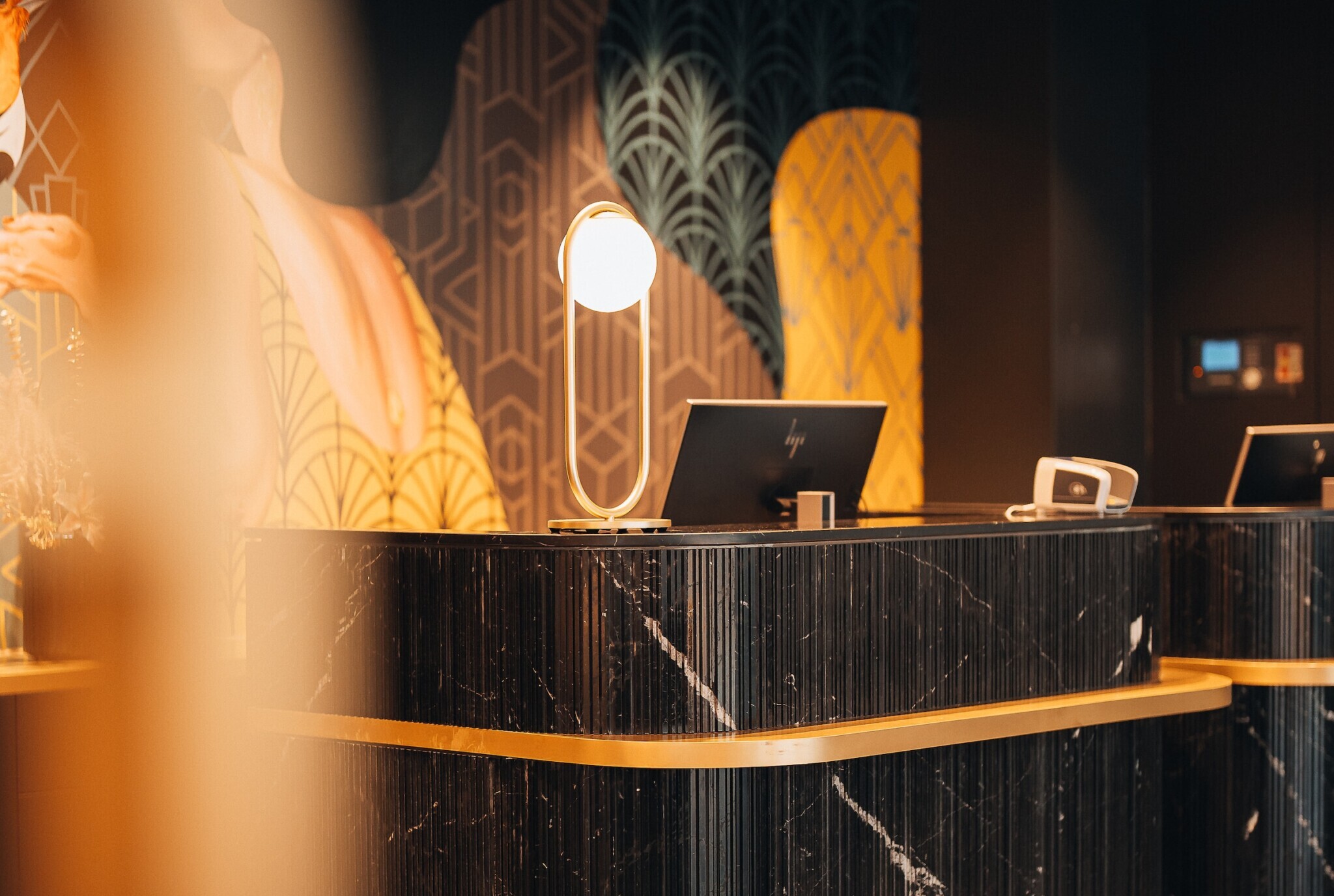 Profesjonalna recepcja w oparciu o marketing internetowy i marketing relacyjny