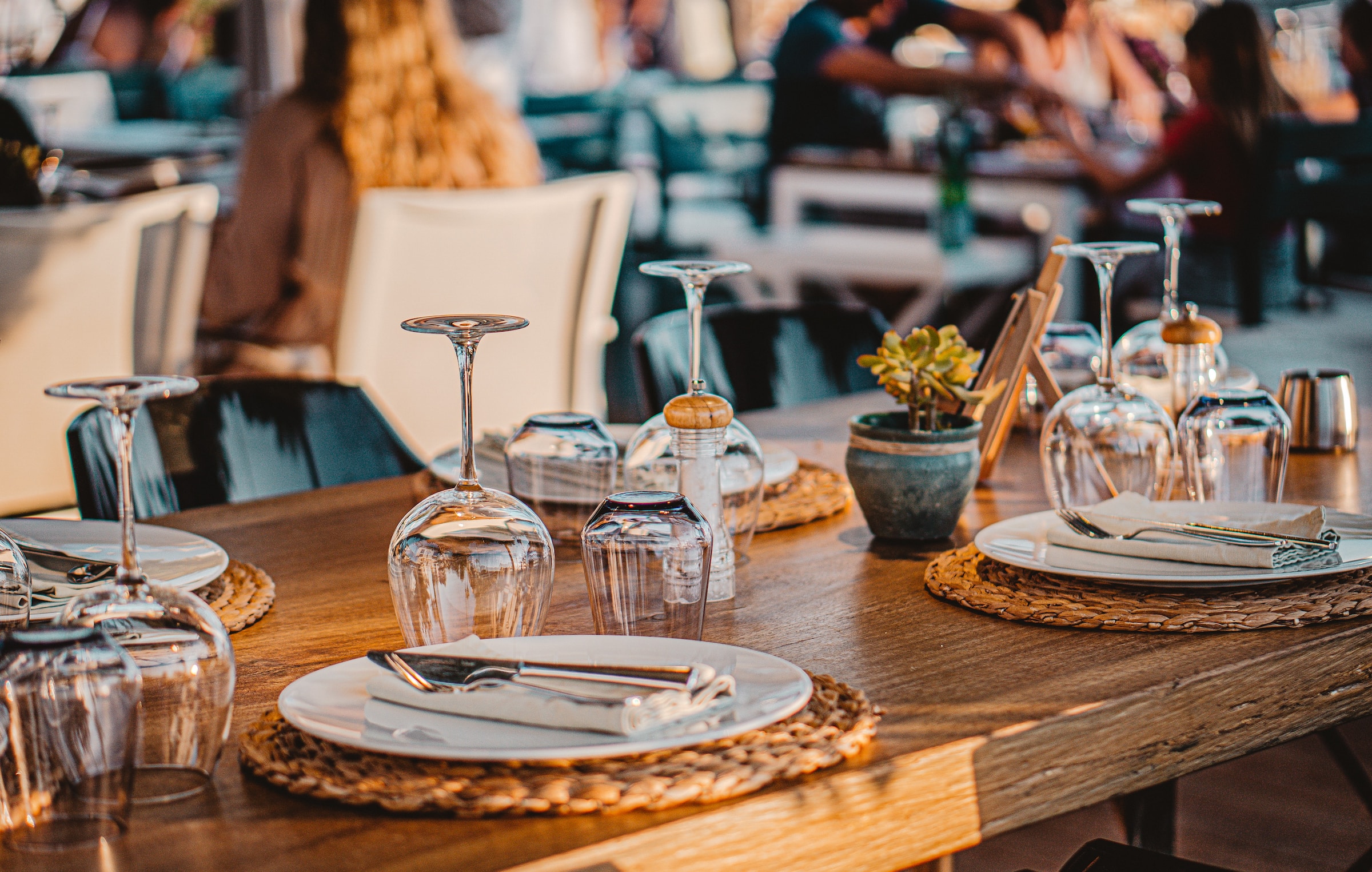 carlos-lindner-sjBYA8dAw54-unsplash